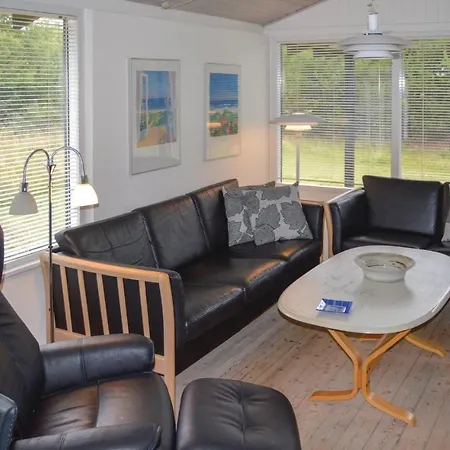 Two-bedroom In Albak Ålbæk